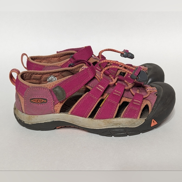 KEEN Newport H2 Sandali Bambini - Very Berry/Fusion Coral, 43 EU - Punta Chiusa, Ad Asciugatura Rapida - 2